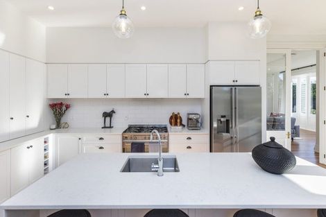 Photo of property in 41 Leinster Road, Merivale, Christchurch, 8014