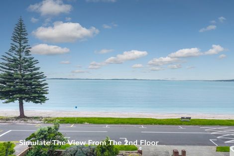 Photo of property in 9 The Esplanade, Eastern Beach, Auckland, 2012