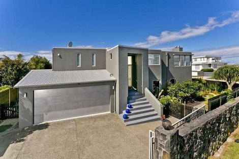Photo of property in 34 Beach Road, Castor Bay, Auckland, 0620