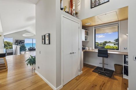 Photo of property in 15 Karekare Road, Raumati South, Paraparaumu, 5032