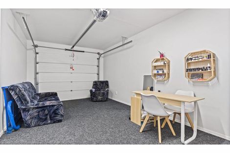 Photo of property in 32 Te Aparangi Road, Papakura, 2110