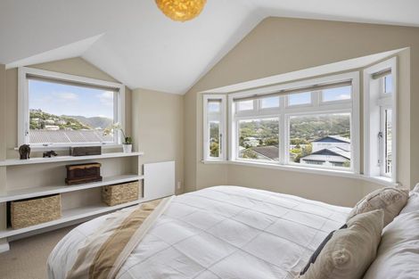 Photo of property in 17 Firth Terrace, Karori, Wellington, 6012