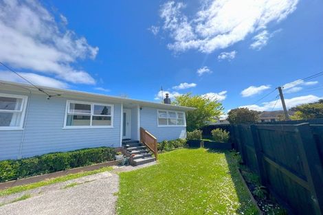 Photo of property in 1/86 Tirimoana Road, Te Atatu South, Auckland, 0602