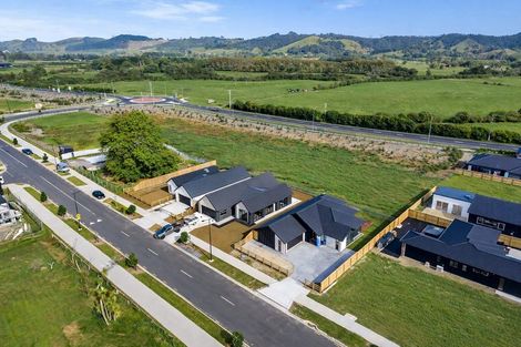 Photo of property in 144 Papakura-clevedon Road, Clevedon, Papakura, 2582