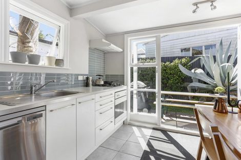 Photo of property in 5 Murdoch Road, Grey Lynn, Auckland, 1021