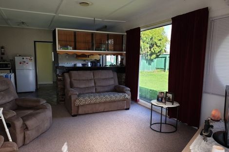 Photo of property in 41 King Edward Street, Eltham, 4322