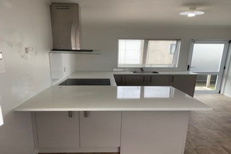 Photo of property in 36 Bowater Place, Manurewa, Auckland, 2102