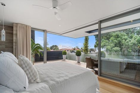 Photo of property in 37 Laurence Street, Manly, Whangaparaoa, 0930