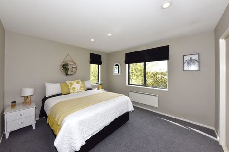 Photo of property in 37 Mcmahon Drive, Aidanfield, Christchurch, 8025