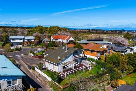 Photo of property in 9 Kempton Place, Richmond Heights, Taupo, 3330