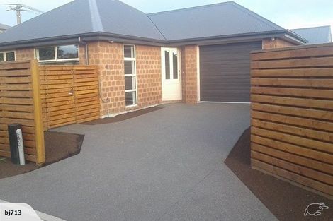 Photo of property in 1a Joiners Lane, Northcote, Christchurch, 8052