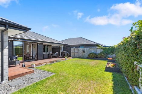 Photo of property in 10 Stevenson Drive, Papamoa, 3118