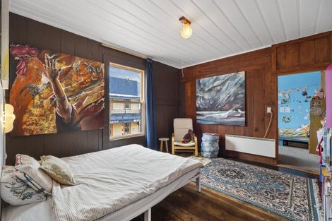 Photo of property in 96 Bridge Street, Eltham, 4322