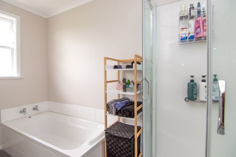 Photo of property in 11 Collingwood Court, Hokowhitu, Palmerston North, 4410