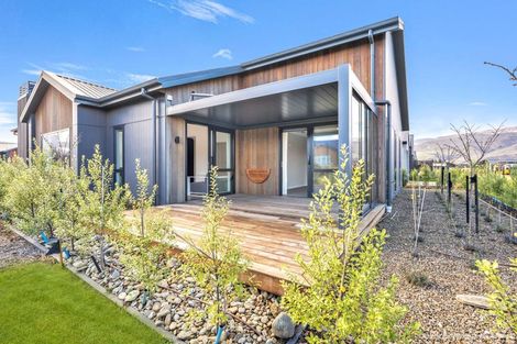 Photo of property in 24 Bragato Way, Cromwell, 9310