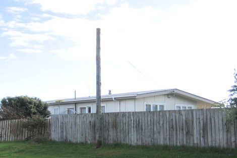 Photo of property in 25 Robbie Street, Foxton Beach, Foxton, 4815
