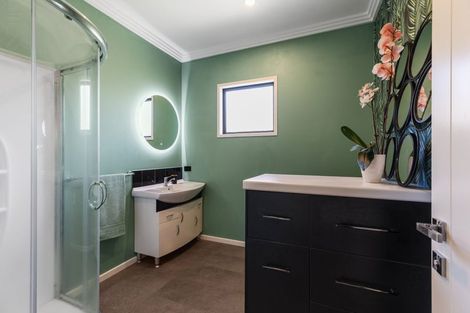 Photo of property in 8a Anchorage Grove, Maungatapu, Tauranga, 3112