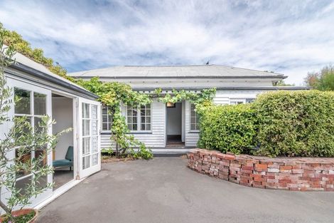 Photo of property in 21 Ayr Street, Riccarton, Christchurch, 8011