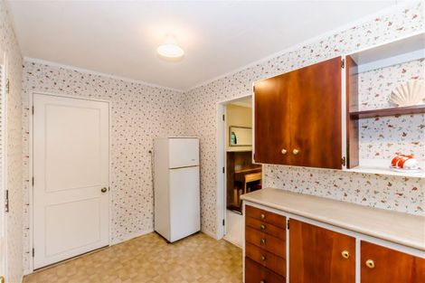 Photo of property in 56a Rewarewa Crescent, Waikanae, 5036