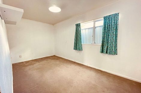 Photo of property in 24 Eastdale Road, Avondale, Auckland, 1026
