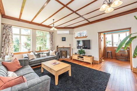 Photo of property in 1 Chester Street, Waverley, 4510