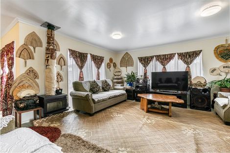 Photo of property in 8 Courtvale Place, Flat Bush, Auckland, 2019