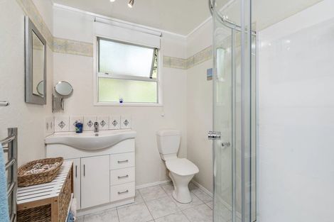 Photo of property in 3 Kanuka Road, Sandspit, Warkworth, 0982