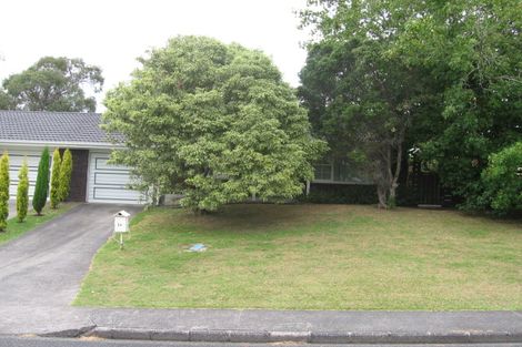 Photo of property in 2/3 Lancelot Place, Glenfield, Auckland, 0629
