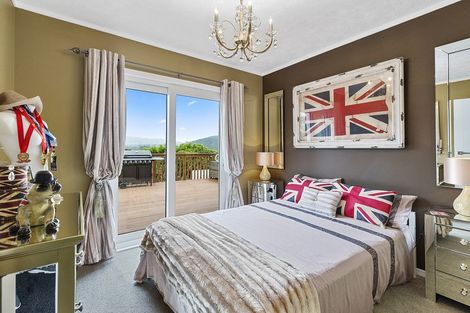 Photo of property in 4 Kilgour Way, Crofton Downs, Wellington, 6035