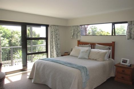Photo of property in 11 Longhurst Terrace, Cashmere, Christchurch, 8022