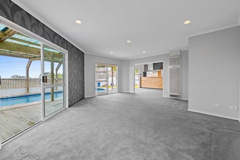 Photo of property in 2 Findlay Street, Moturoa, New Plymouth, 4310