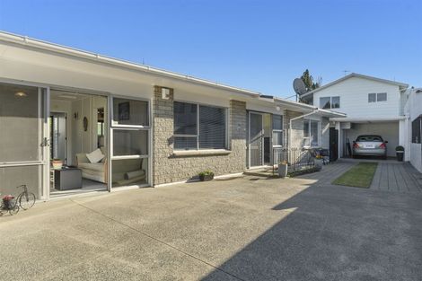 Photo of property in 2/27 Roys Road, Parkvale, Tauranga, 3112