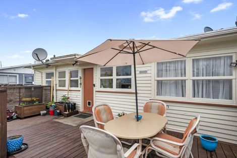 Photo of property in 5 Cargill Street, Levin, 5510