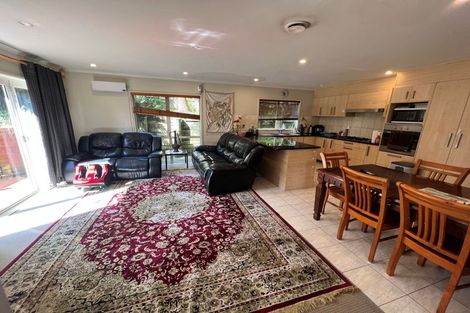 Photo of property in 42 John Davis Road, Mount Roskill, Auckland, 1041