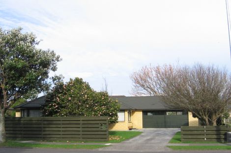 Photo of property in 10 College Street, Awapuni, Palmerston North, 4412