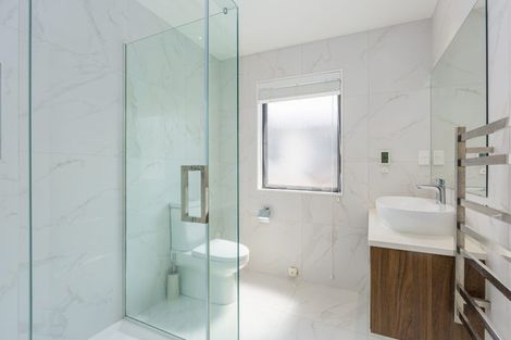 Photo of property in 42 Headland Drive, Long Bay, Auckland, 0630