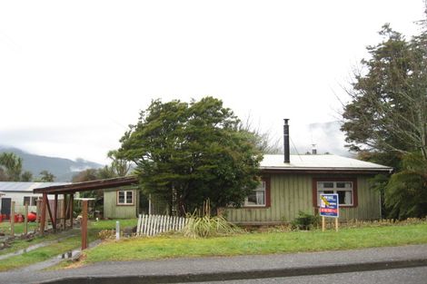 Photo of property in 5 Wainui Street, Dobson, Greymouth, 7805