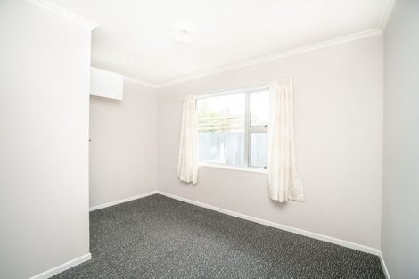 Photo of property in 3 Seddon Street, Takaro, Palmerston North, 4412
