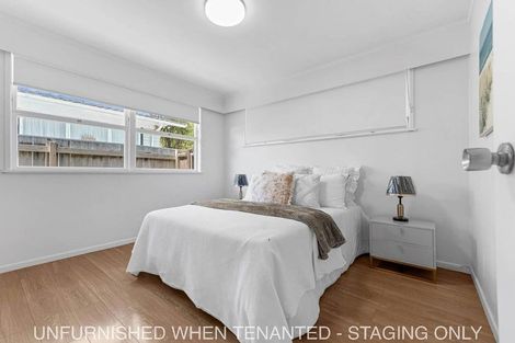 Photo of property in 50 Edgewater Drive, Pakuranga, Auckland, 2010