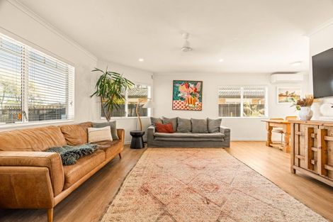 Photo of property in 151 Evans Road, Papamoa Beach, Papamoa, 3118