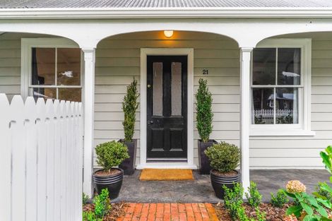 Photo of property in 21 Bethune Street, Featherston, 5710