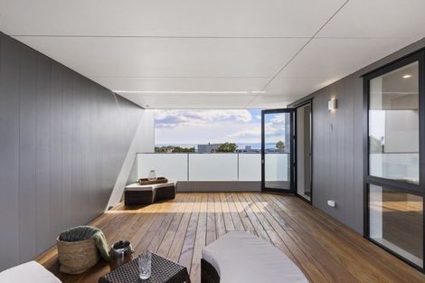 Photo of property in 16d Killarney Street, Takapuna, Auckland, 0622