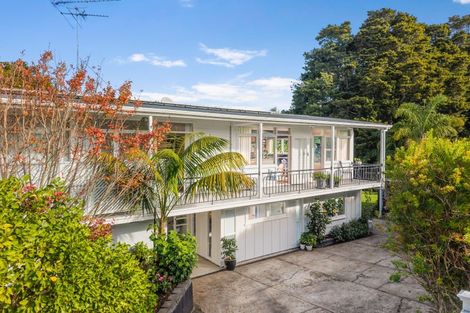 Photo of property in 17 Hillcrest Grove, Hillpark, Auckland, 2102