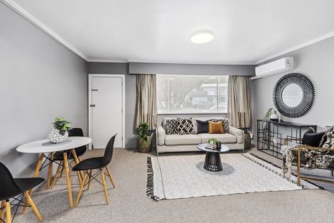 Photo of property in 2/246 Main Road, Tawa, Wellington, 5028