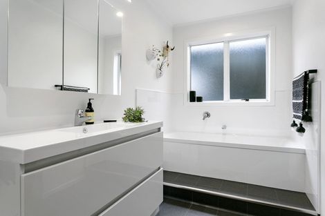 Photo of property in 8 Corcoran Road, Te Pahu, Hamilton, 3285