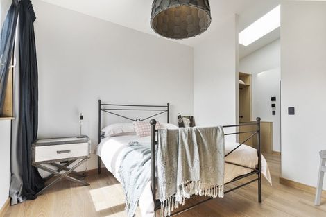 Photo of property in 6 Soudley Court, Jacks Point, Queenstown, 9371