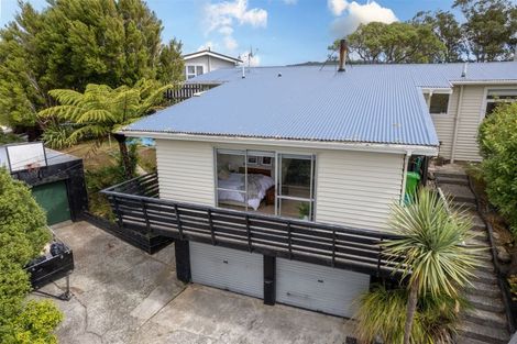 Photo of property in 12 Spenmoor Street, Newlands, Wellington, 6037