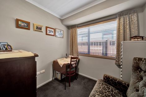 Photo of property in 14 Milmoe Street, Hawera, 4610