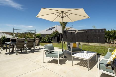 Photo of property in 3 Lakeside Terrace, Omokoroa, 3114