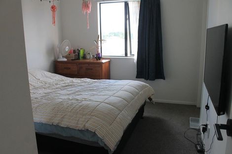 Photo of property in 23b Kahui Parade, Karaka, Papakura, 2113